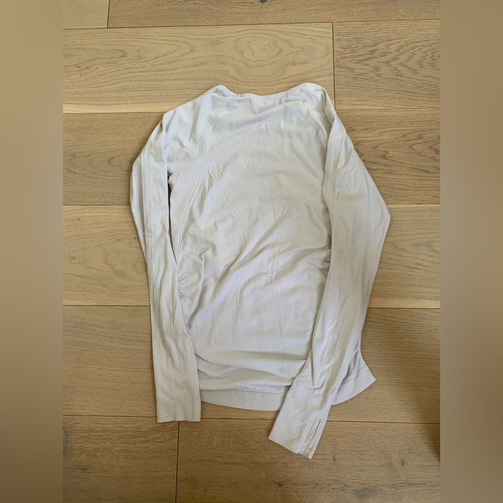 ATHLETA: Long sleeve athletic shirt, Color:White, Size:XS